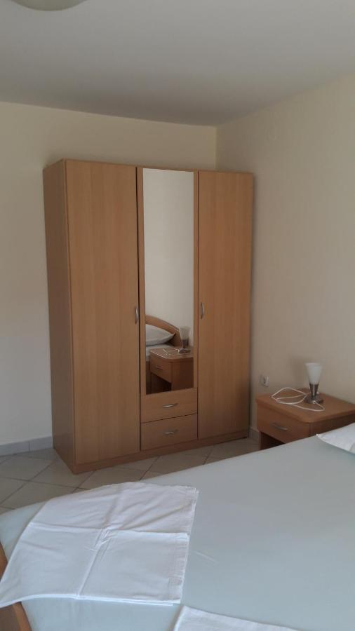 Apartman Dinka Baška Exterior foto